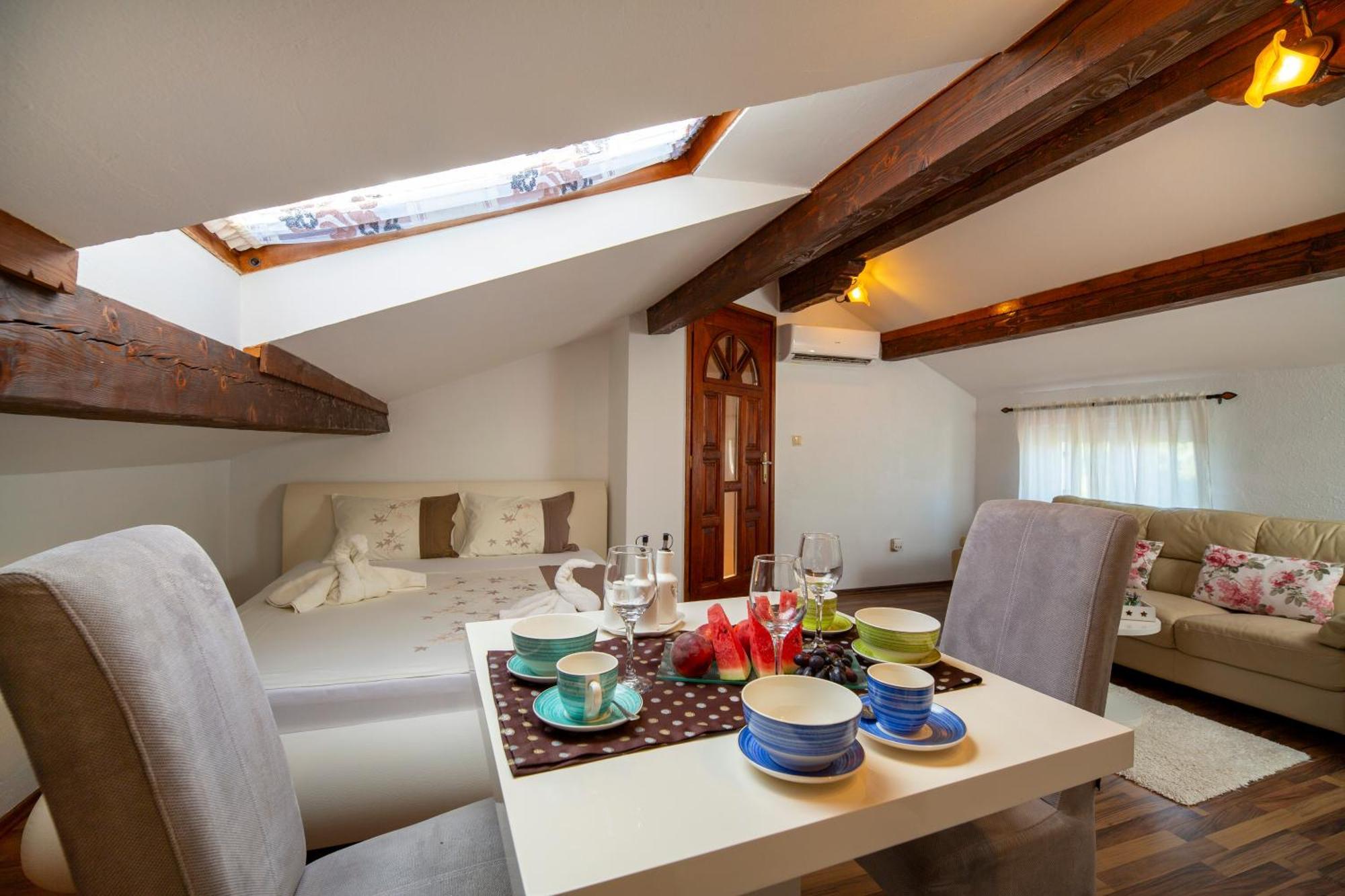 Apartman Viki Stinjan PUY 외부 사진