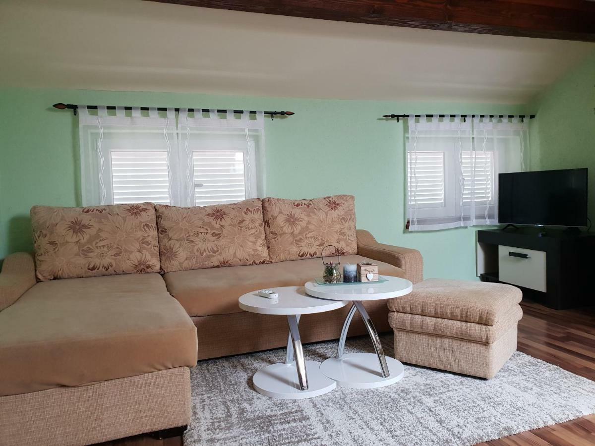 Apartman Viki Stinjan PUY 외부 사진
